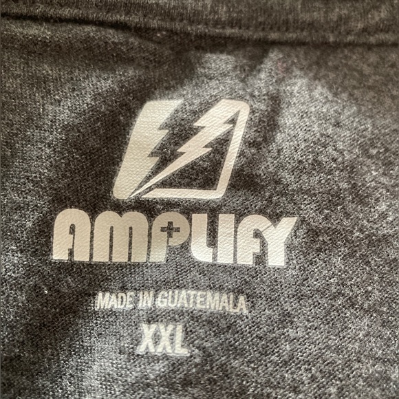 NWOT Amplify West Coast Tee - Picture 5 of 6